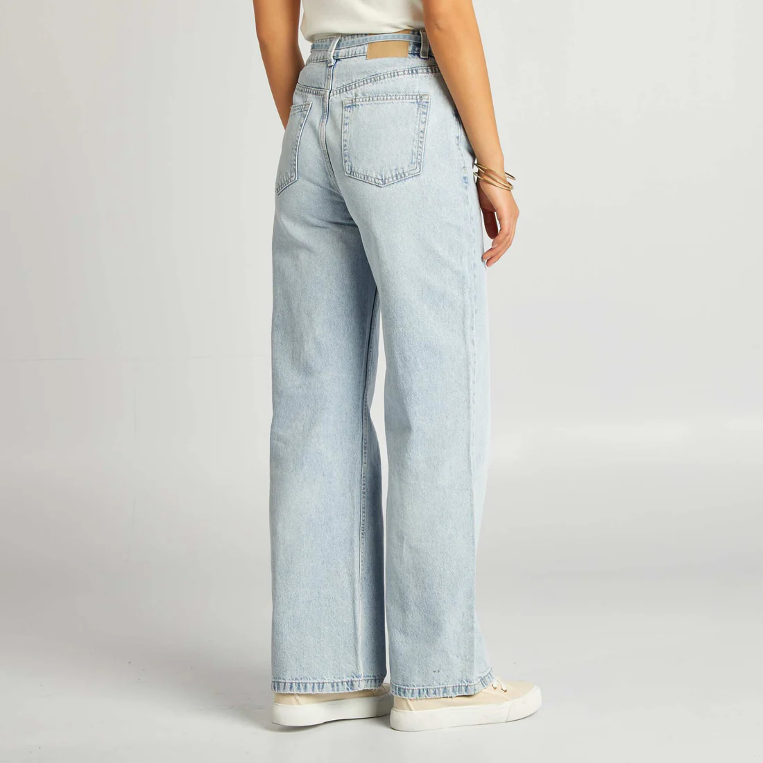 wide leg jeans